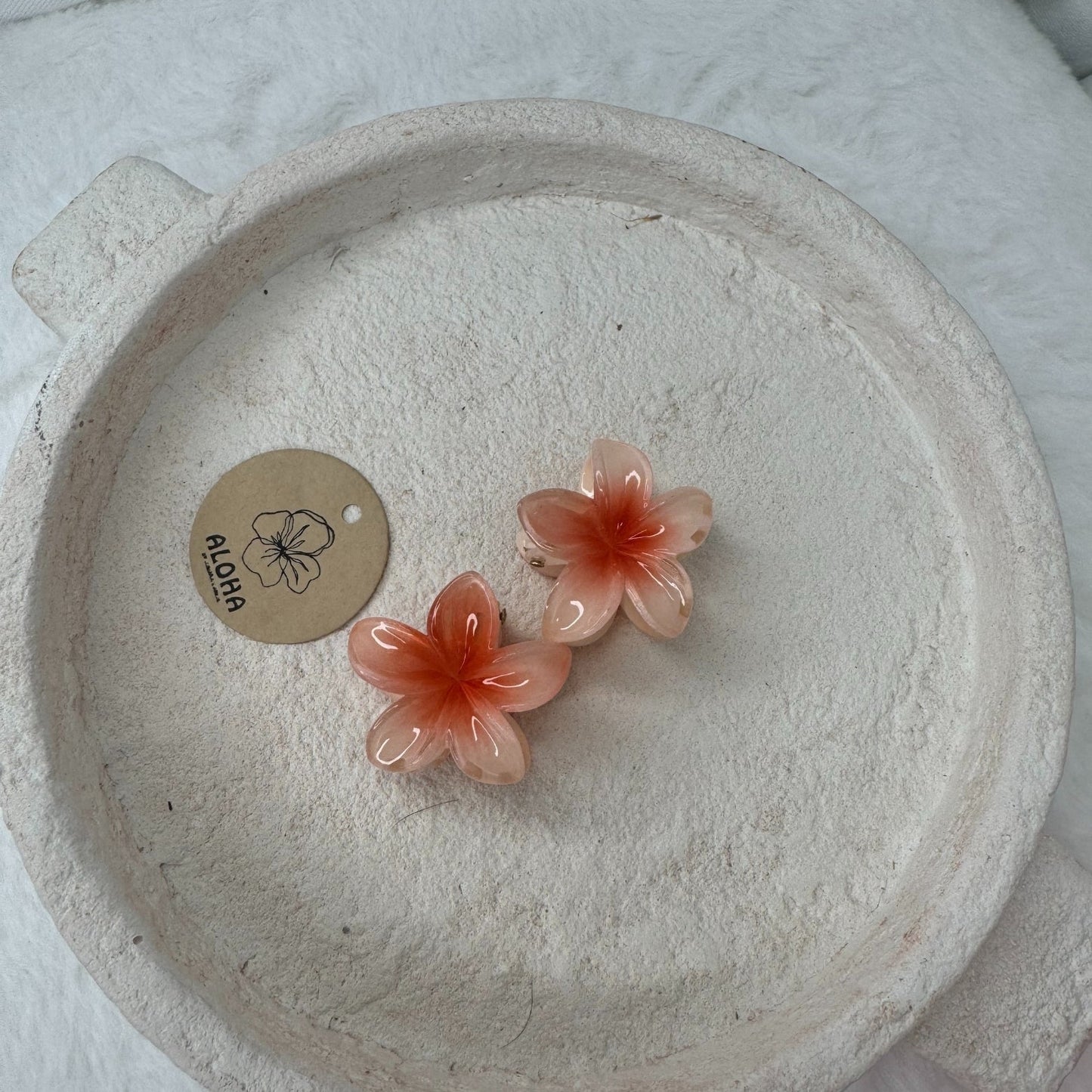 Pinces fleurs mini rose corail