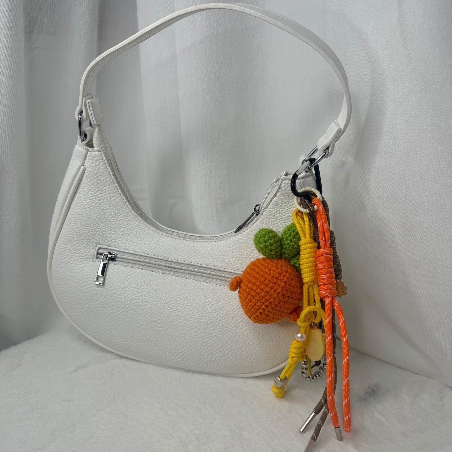 🥕 Grigri de sac – Carotte 🧸✨