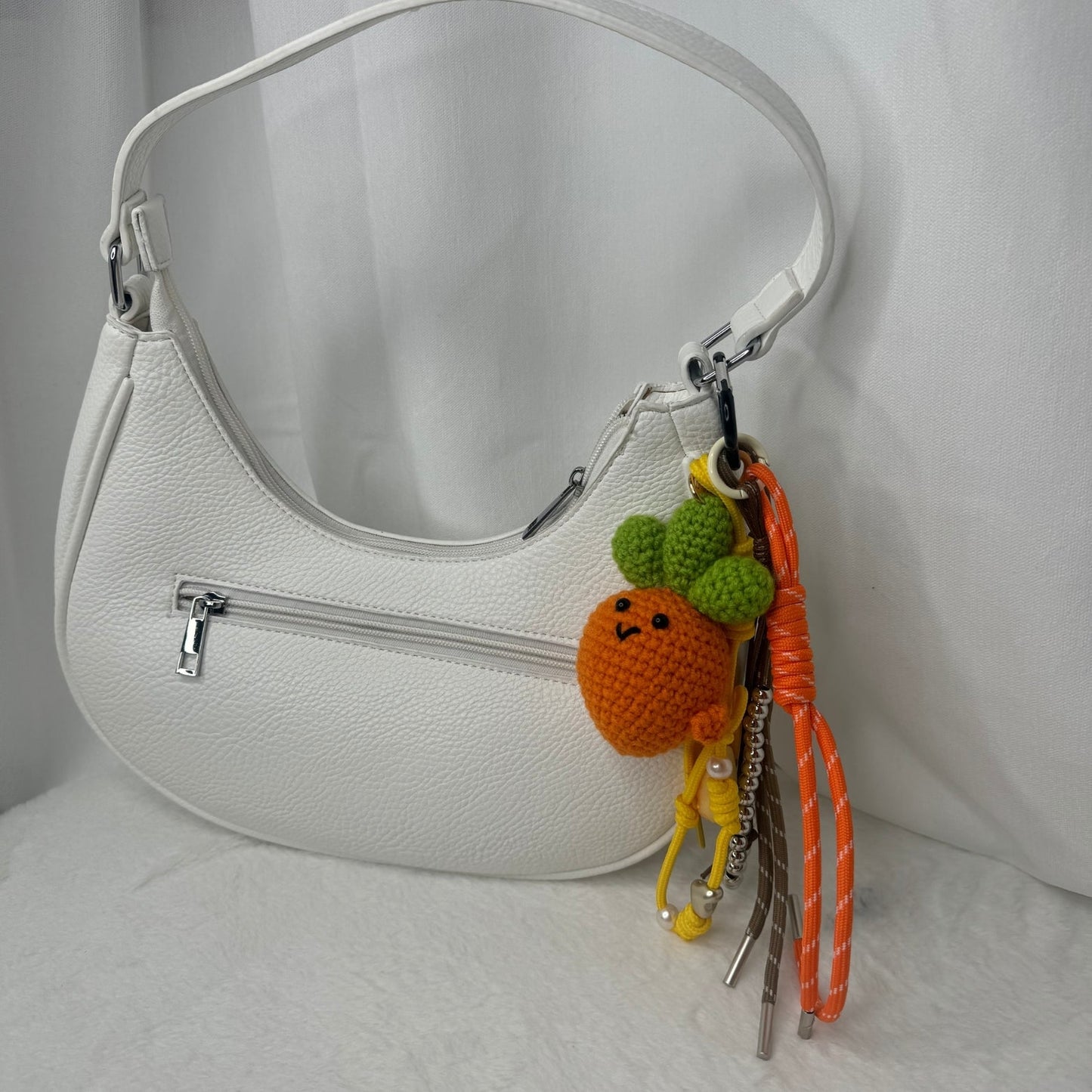🥕 Grigri de sac – Carotte 🧸✨