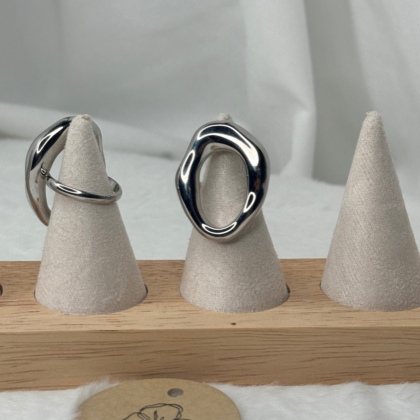 ✨ Bague Mykonos Argentée – Élégance et Raffinement Méditerranéen 🌊