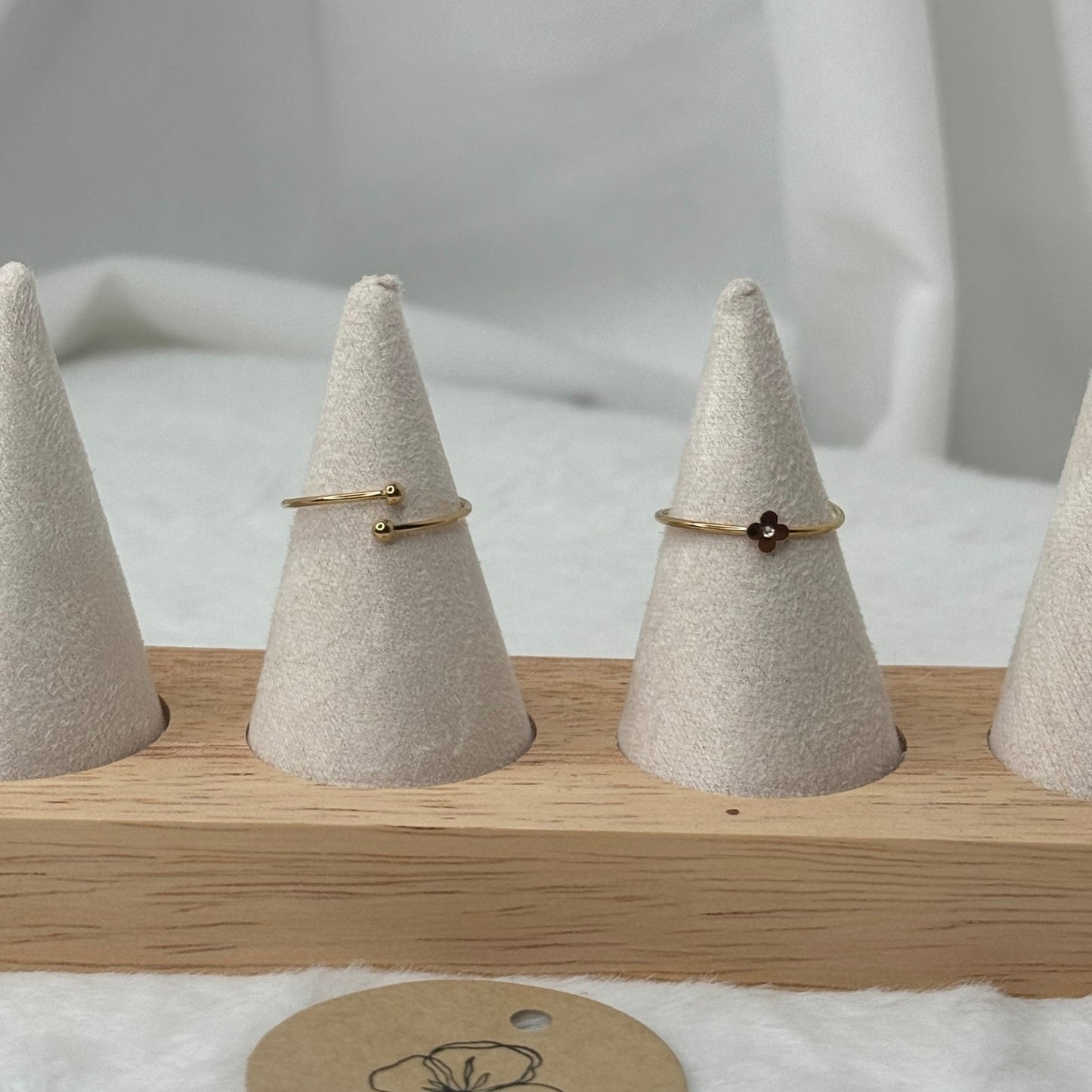 🍀 Bague Trèfle Doré ✨