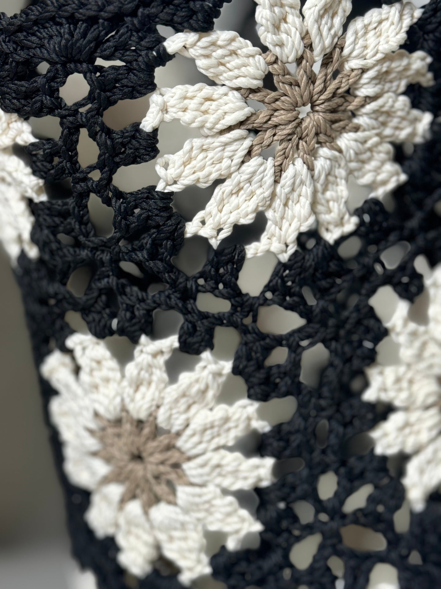 🌸 Panier à fleurs noir (40 x 40 cm) 🌼💫