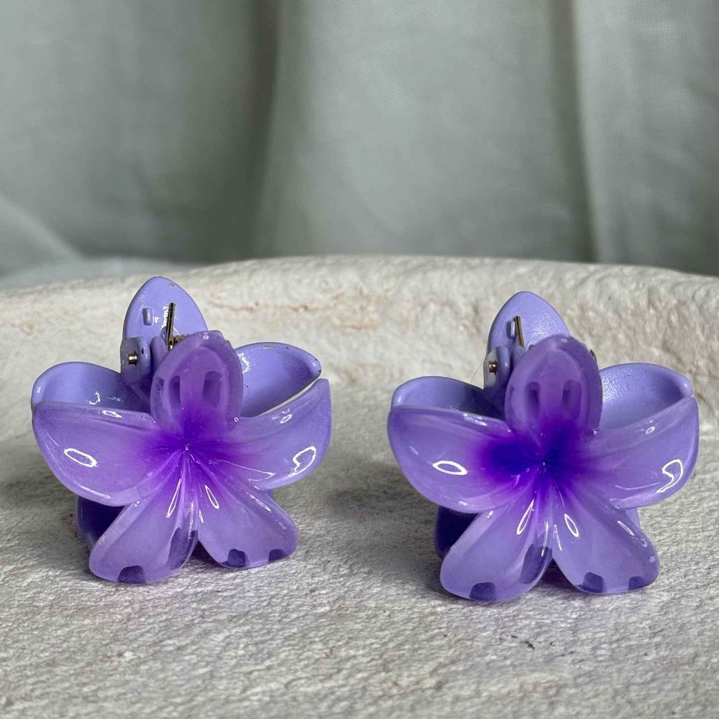Pinces fleurs mini violette