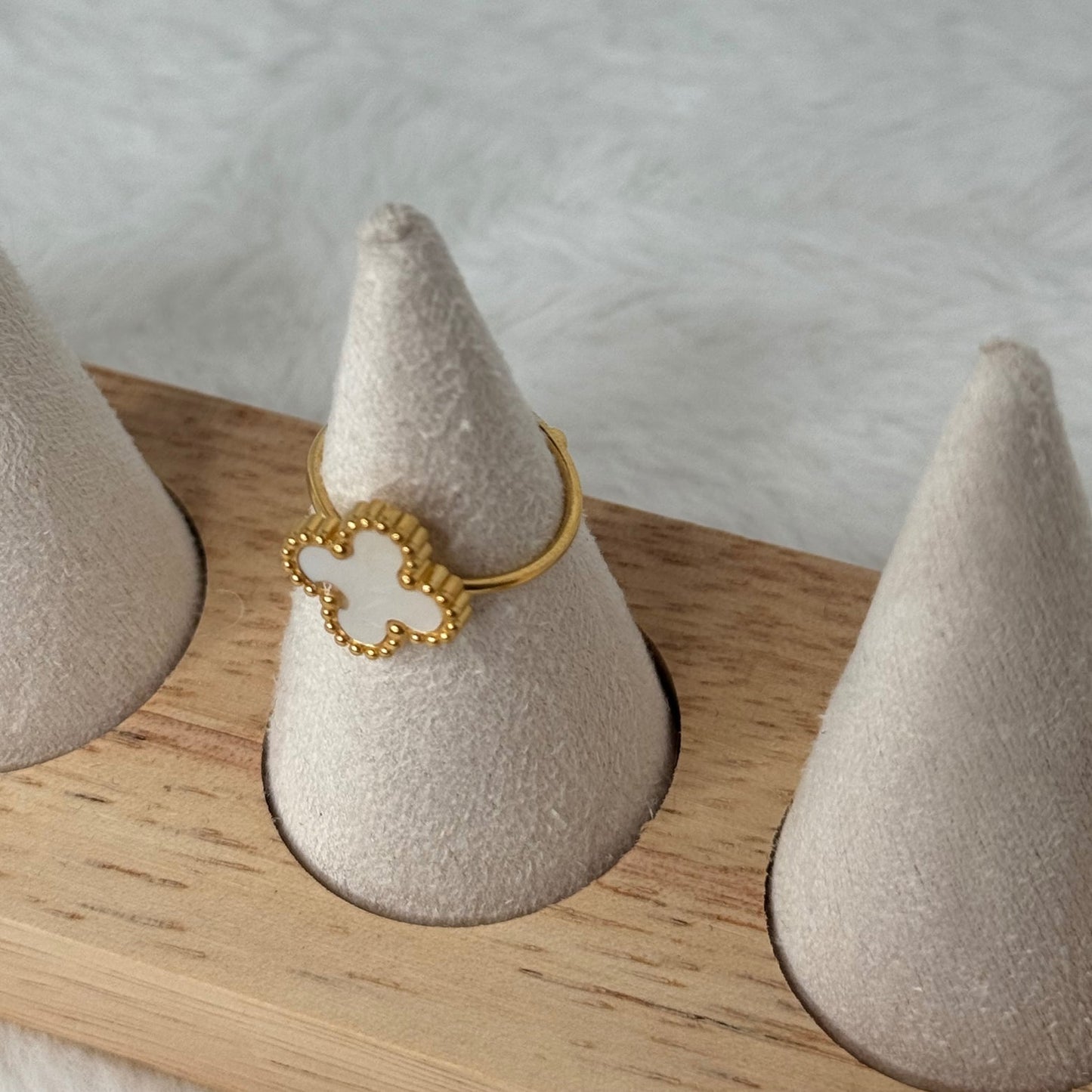 ✨ Bague Chance doré blanche– Acier inoxydable💍🌟