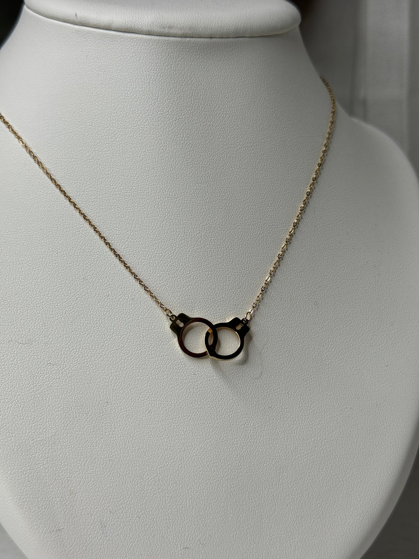 Collier menotte