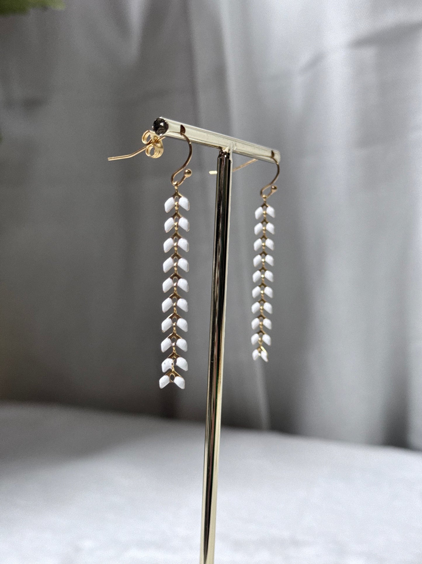 ✨Boucle d’oreilles nakupenda-blanche✨