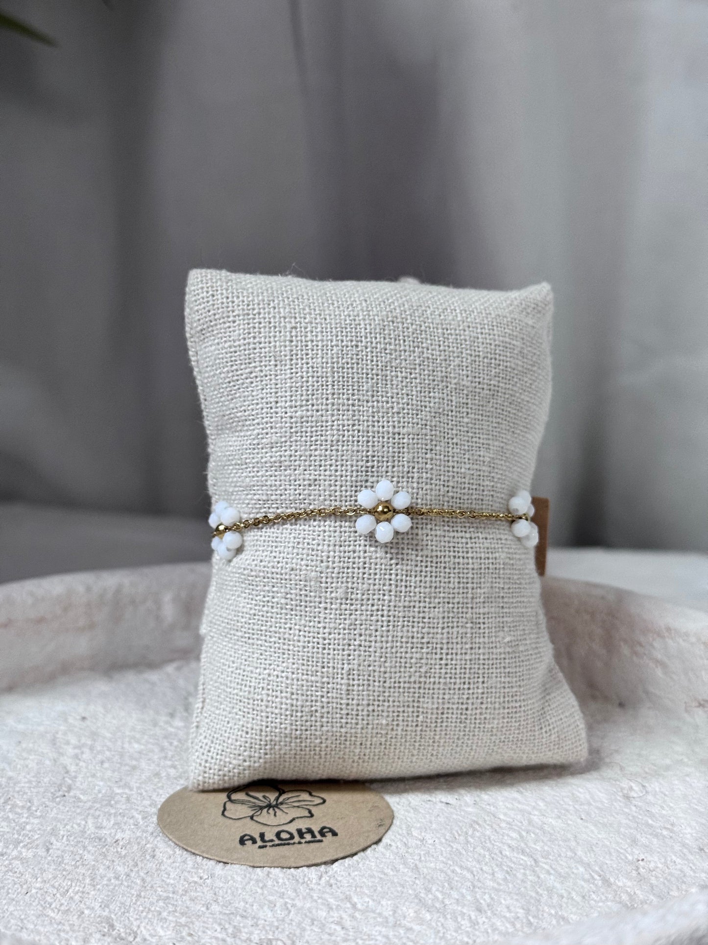 ✨bracelet peace blanc✨