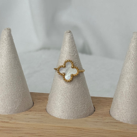 ✨ Bague Chance doré blanche– Acier inoxydable💍🌟