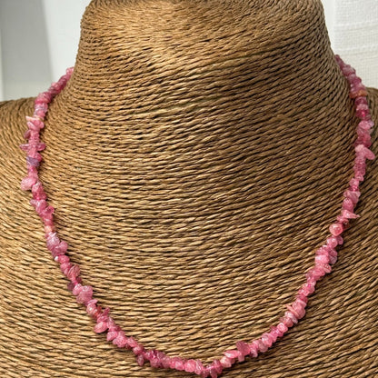 💖 Collier Massaï Rose – Pierre naturelle & élégance intemporelle 🌟✨