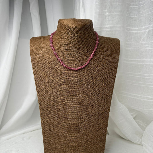 💖 Collier Massaï Rose – Pierre naturelle & élégance intemporelle 🌟✨