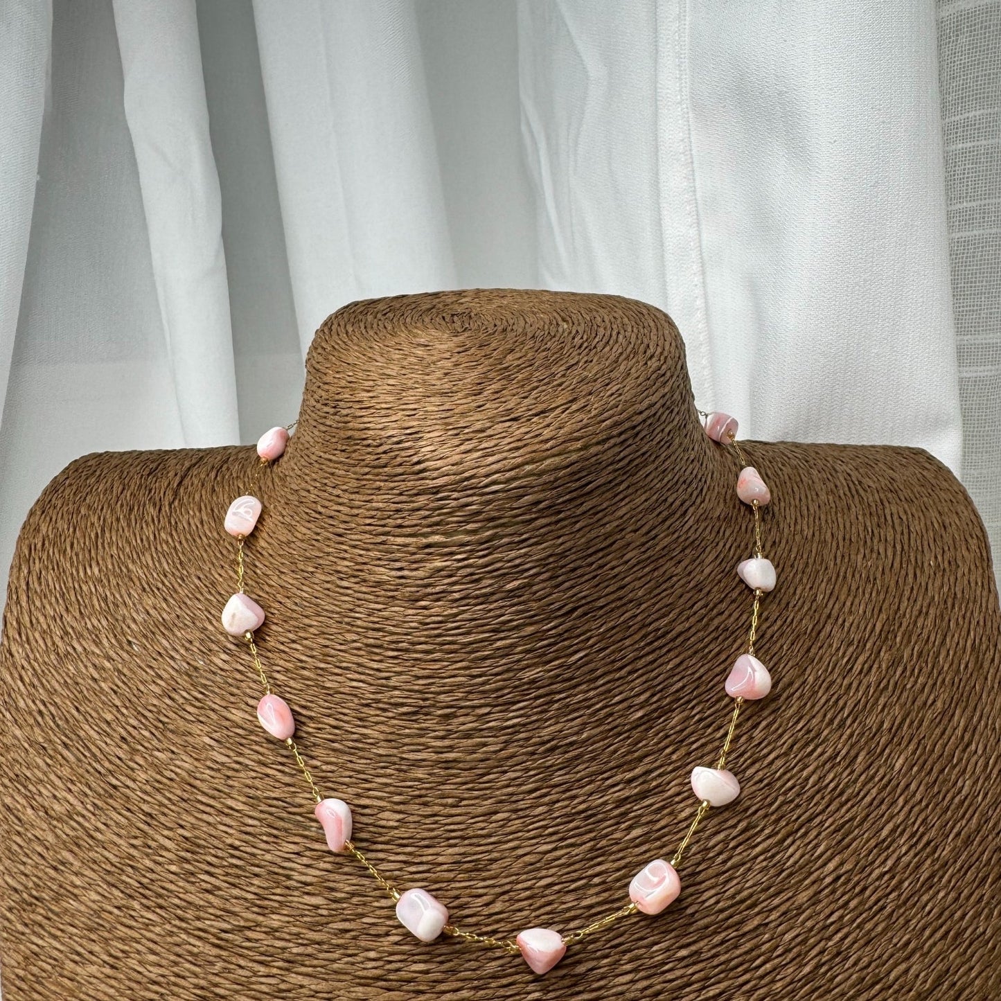 🌸 Collier Doré Pierre Rose – Élégance Subtile & Brillance Douce 💎✨