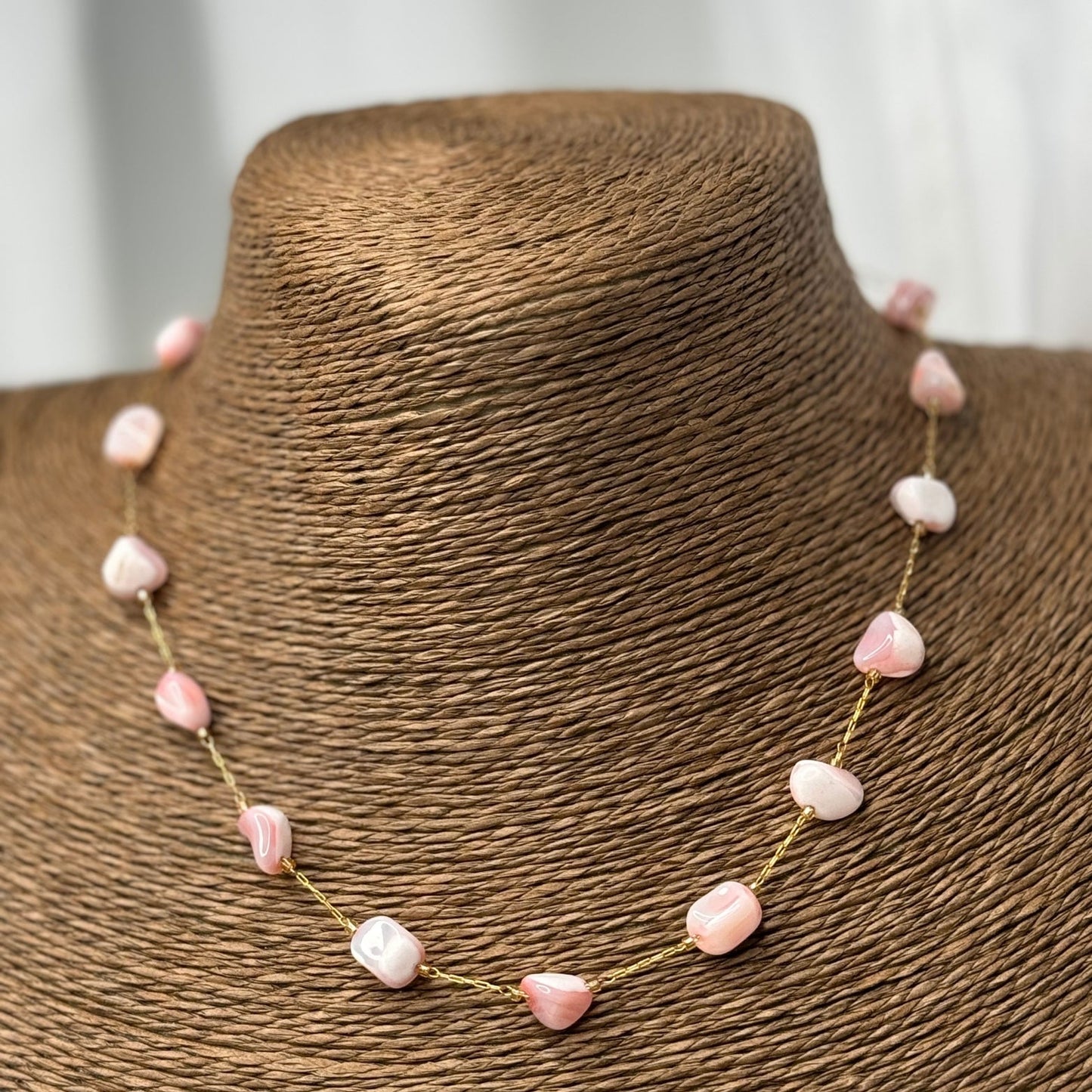 🌸 Collier Doré Pierre Rose – Élégance Subtile & Brillance Douce 💎✨