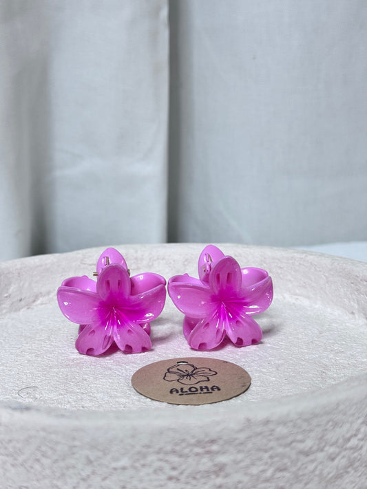 Pince fleur rose cœur fushia