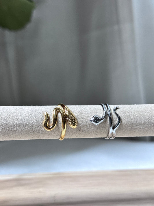 ✨Bague Serpent – Argentée✨